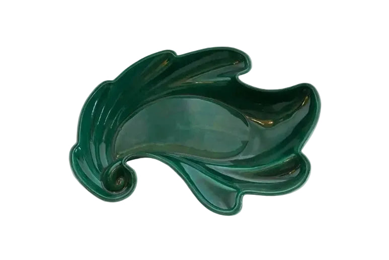 Claire Lerner green art pottery leaf bowl, sculptural curled rim and tip, three-quarter view