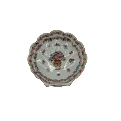 Vintage hand-painted Chinese porcelain dish, top view of scalloped bowl with famille rose flower-basket center